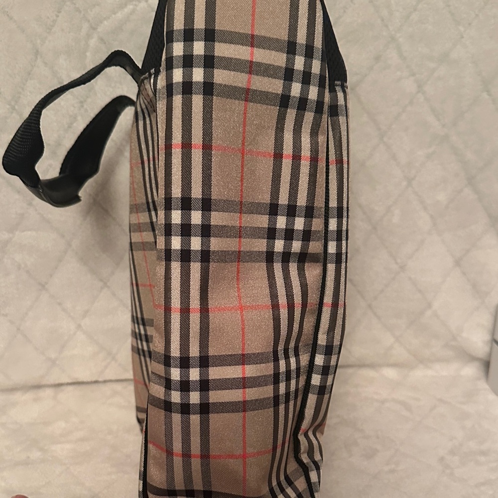 Burberry Beige Plaid Toiletry Bag with Black Trim - Picture 3 of 9